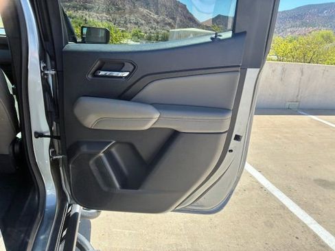 Used 2024 Chevrolet Colorado ZR2 w/ Safety Package AWD/4WD image 19