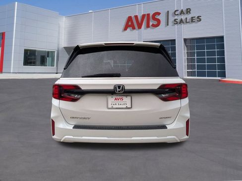 Used 2025 Honda Odyssey Sport-L image 7