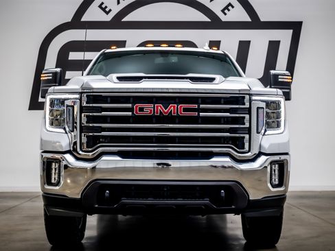 Used 2023 GMC Sierra 2500 SLT AWD/4WD image 3
