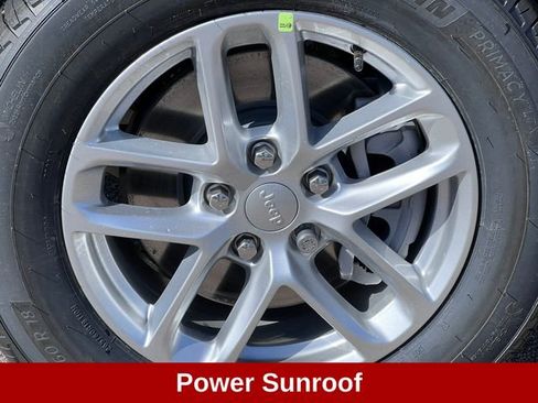 New 2026 Jeep Grand Cherokee L Laredo AWD/4WD image 11