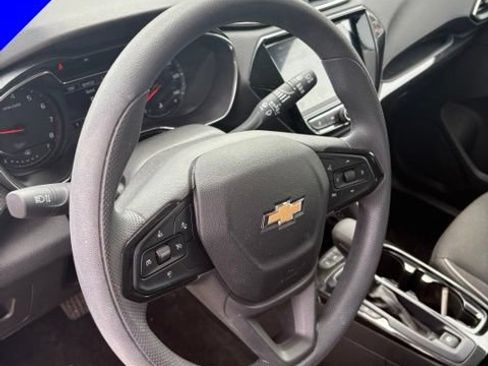 Used 2023 Chevrolet TrailBlazer LT w/ Convenience Package AWD/4WD image 16