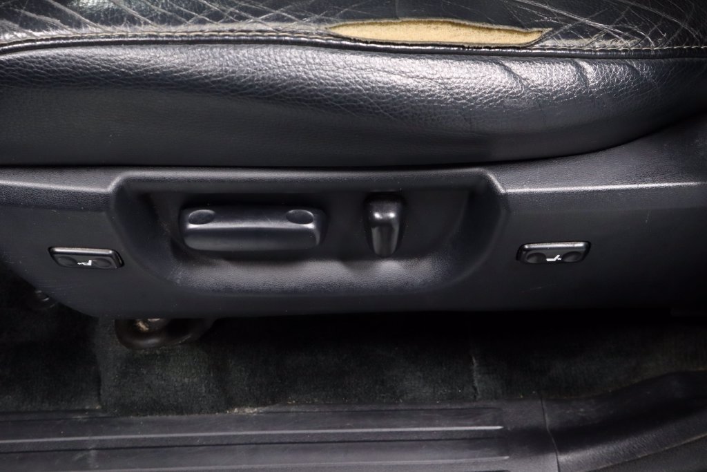 Used 2018 Toyota Sequoia TRD Sport AWD/4WD image 27