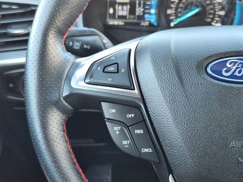 Used 2023 Ford Edge ST-Line image 30