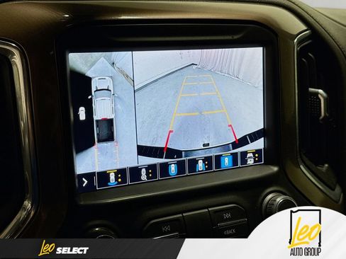 Used 2022 Chevrolet Silverado 3500 High Country w/ Technology Package AWD/4WD image 17