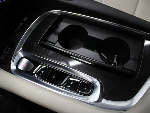 Used 2023 Buick Enclave Essence w/ Experience Buick Package image 35