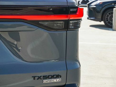 Certified 2026 Lexus TX 500h AWD w/ Technology Package image 21