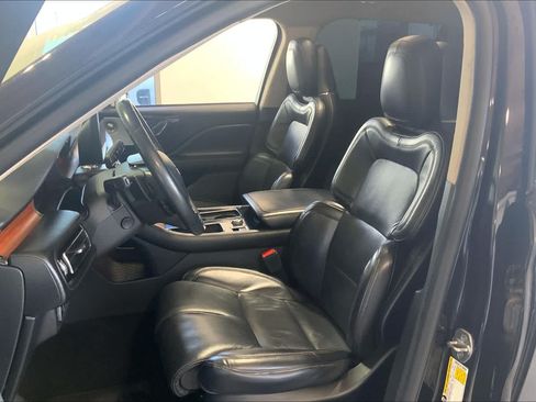 Used 2020 Lincoln Aviator Reserve w/ Equipment Group 202A AWD/4WD image 8