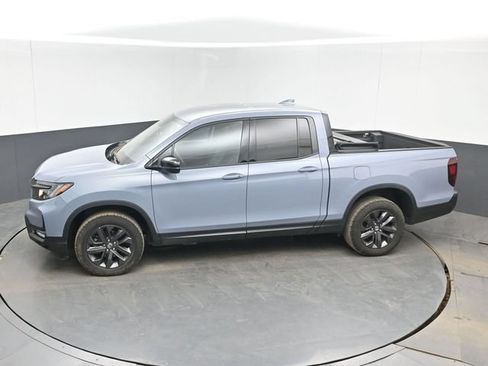 Used 2023 Honda Ridgeline Sport image 21