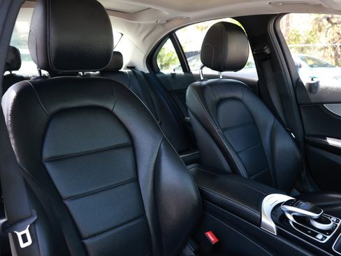 Used 2016 Mercedes-Benz C 300 4MATIC Sedan image 20