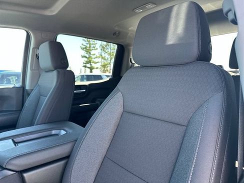 New 2026 Chevrolet Silverado 1500 Custom Trail Boss w/ LPO, Dark Essentials Package AWD/4WD image 14