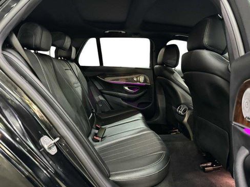 Used 2017 Mercedes-Benz E 400 4MATIC Wagon image 57