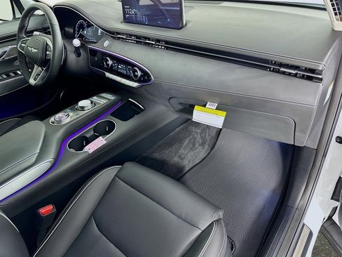 New 2025 Genesis Electrified GV70 Advanced w/ Prestige Package image 27