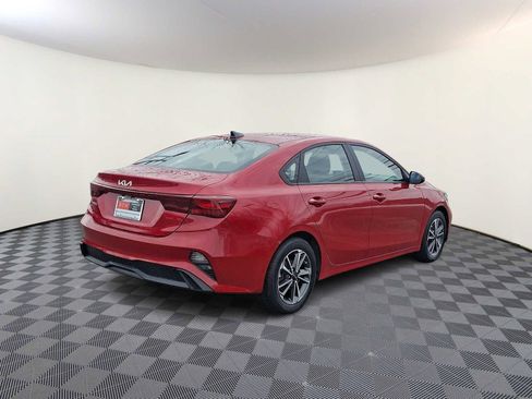 Used 2023 Kia Forte LXS w/ LXS Technology Package image 5
