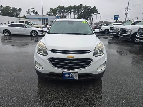 Used 2017 Chevrolet Equinox LT w/ Convenience Package image 16