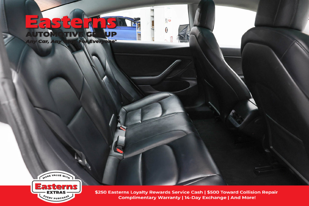 Used 2020 Tesla Model 3 Standard Range Plus RWD image 18
