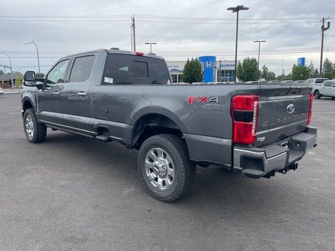 New 2025 Ford F350 Lariat w/ Lariat Ultimate Package image 17