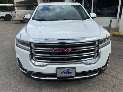Used 2023 GMC Acadia SLT w/ Technology Package FWD image 4