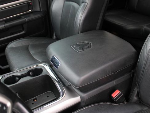 Used 2018 RAM 2500 Laramie w/ Sport Appearance Group image 41