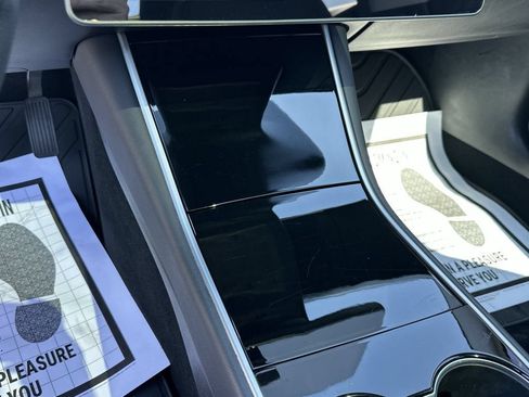 Used 2020 Tesla Model 3 RWD image 28