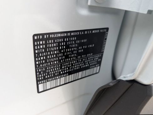 New 2026 Volkswagen Taos SE image 31