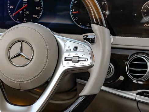 Used 2019 Mercedes-Benz S 560 Sedan image 17