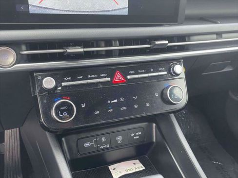 Used 2026 Hyundai Santa Cruz SEL AWD/4WD image 30