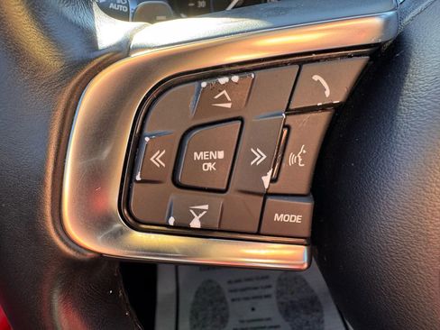 Used 2016 Jaguar XF S image 23