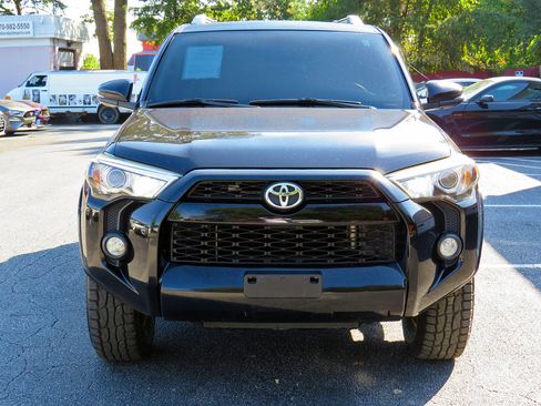 Used 2016 Toyota 4Runner Limited image 4