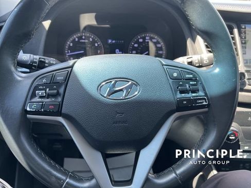 Used 2018 Hyundai Tucson SEL Plus w/ Cargo Package AWD/4WD image 18