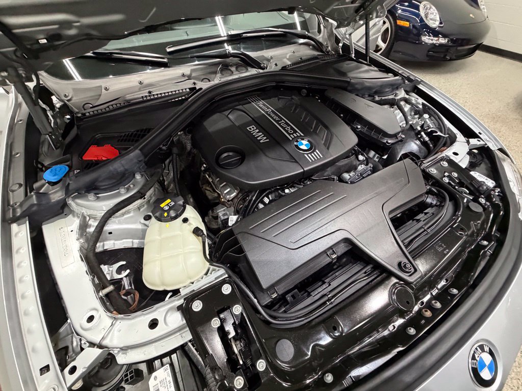 Used 2018 BMW 328d xDrive Sedan AWD/4WD image 40