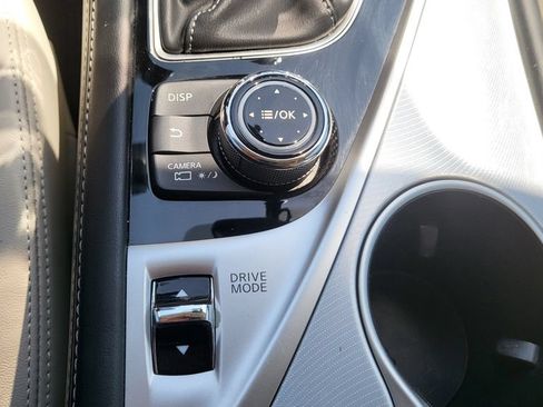 Used 2021 INFINITI Q50 Luxe w/ Seat & Sound Package RWD image 38