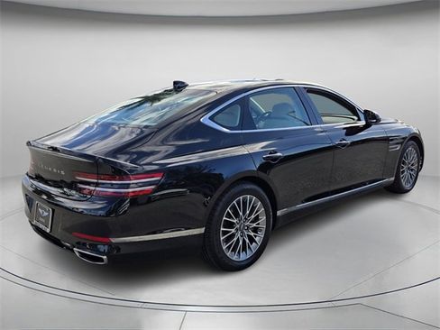 Certified 2022 Genesis G80 2.5T image 7