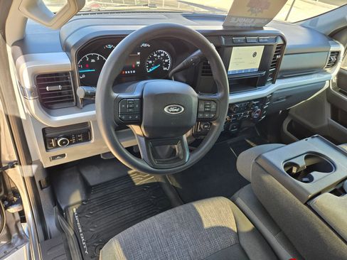 Used 2024 Ford F350 XLT AWD/4WD image 10