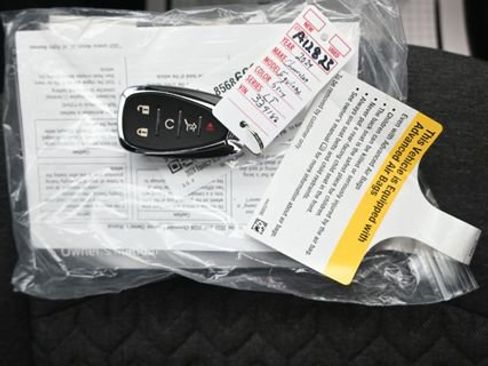 Used 2024 Chevrolet Equinox LT image 11