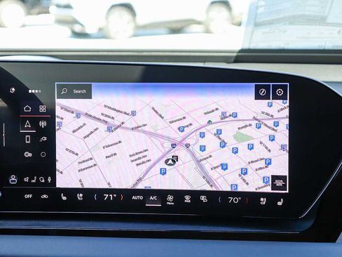 New 2025 Audi Q6 e-tron Premium Plus image 17