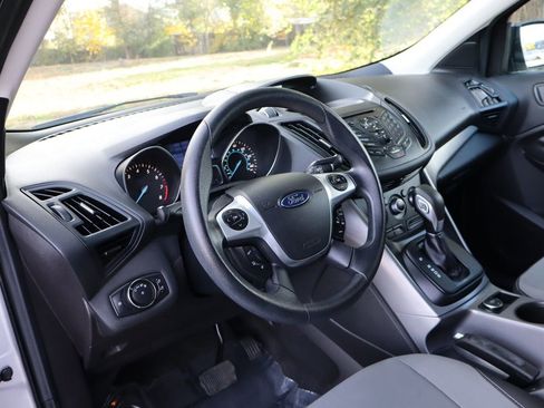 Used 2014 Ford Escape SE image 15