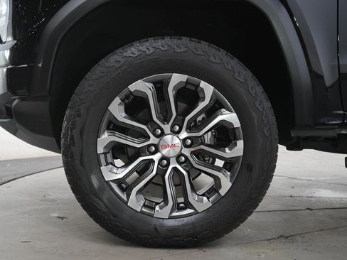 Used 2024 GMC Canyon Denali AWD/4WD image 27