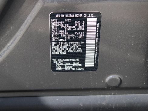 Used 2023 Nissan Armada SL w/ Captain's Chairs Package image 33