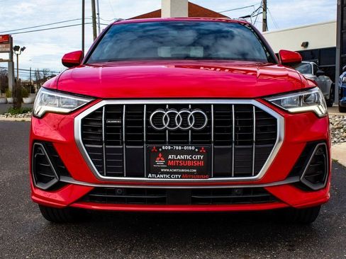 Used 2020 Audi Q3 2.0T Premium Plus w/ Premium Plus Package AWD/4WD image 2