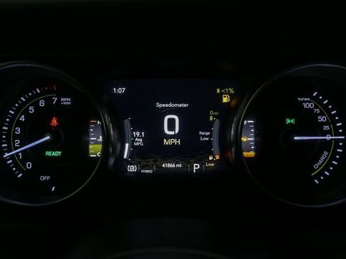 Used 2022 Jeep Wrangler Unlimited Sahara w/ Cold Weather Group image 33