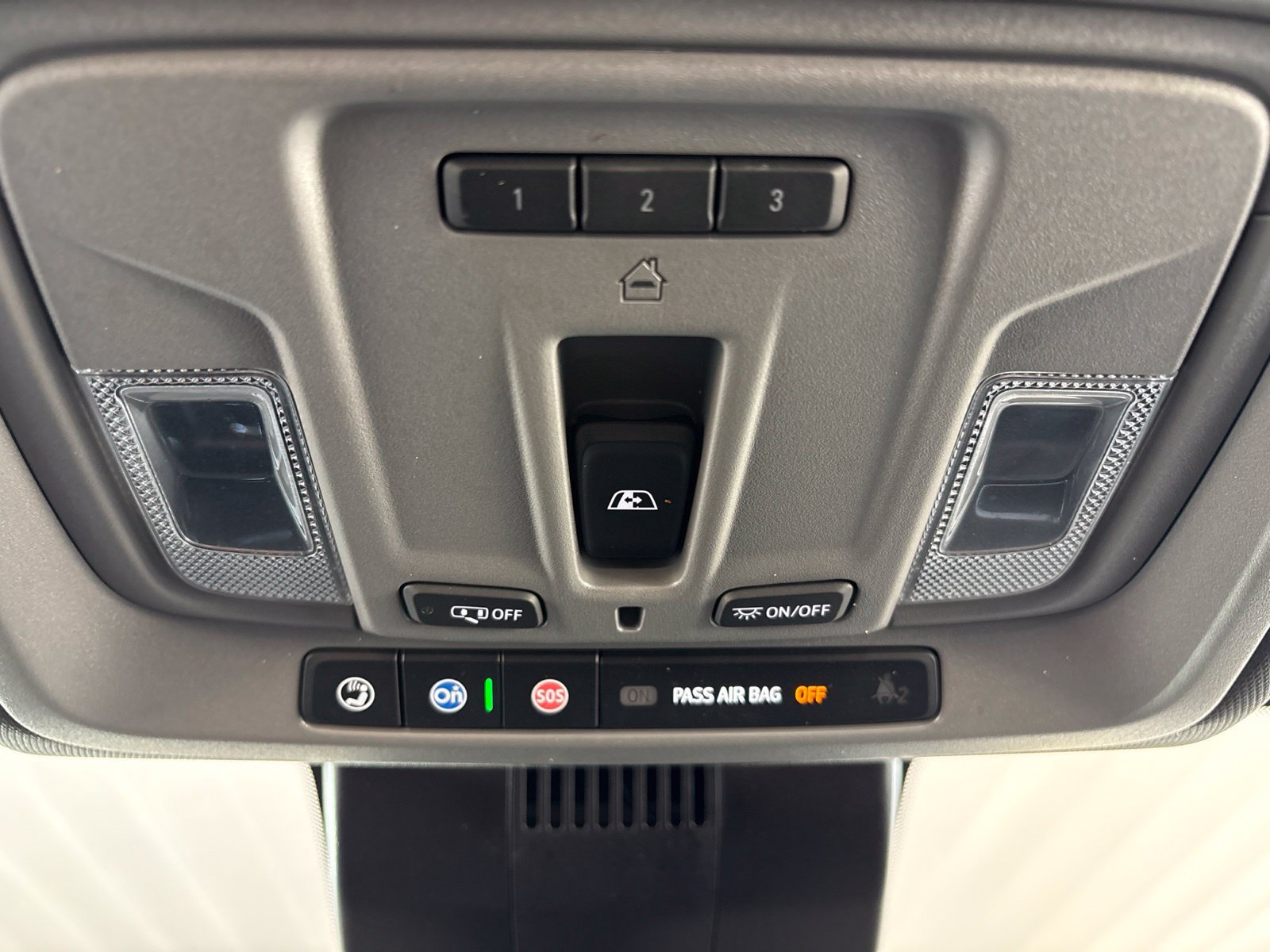 Used 2024 Chevrolet Silverado 1500 LT Trail Boss w/ Convenience Package II AWD/4WD image 19