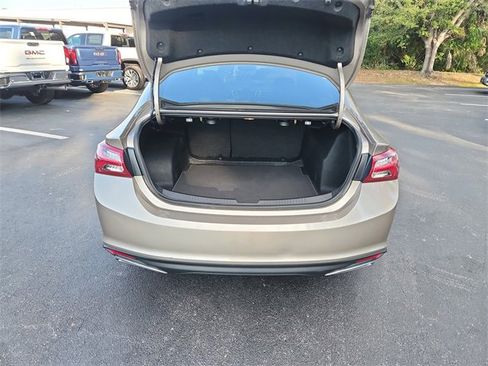 Certified 2022 Chevrolet Malibu Premier image 5