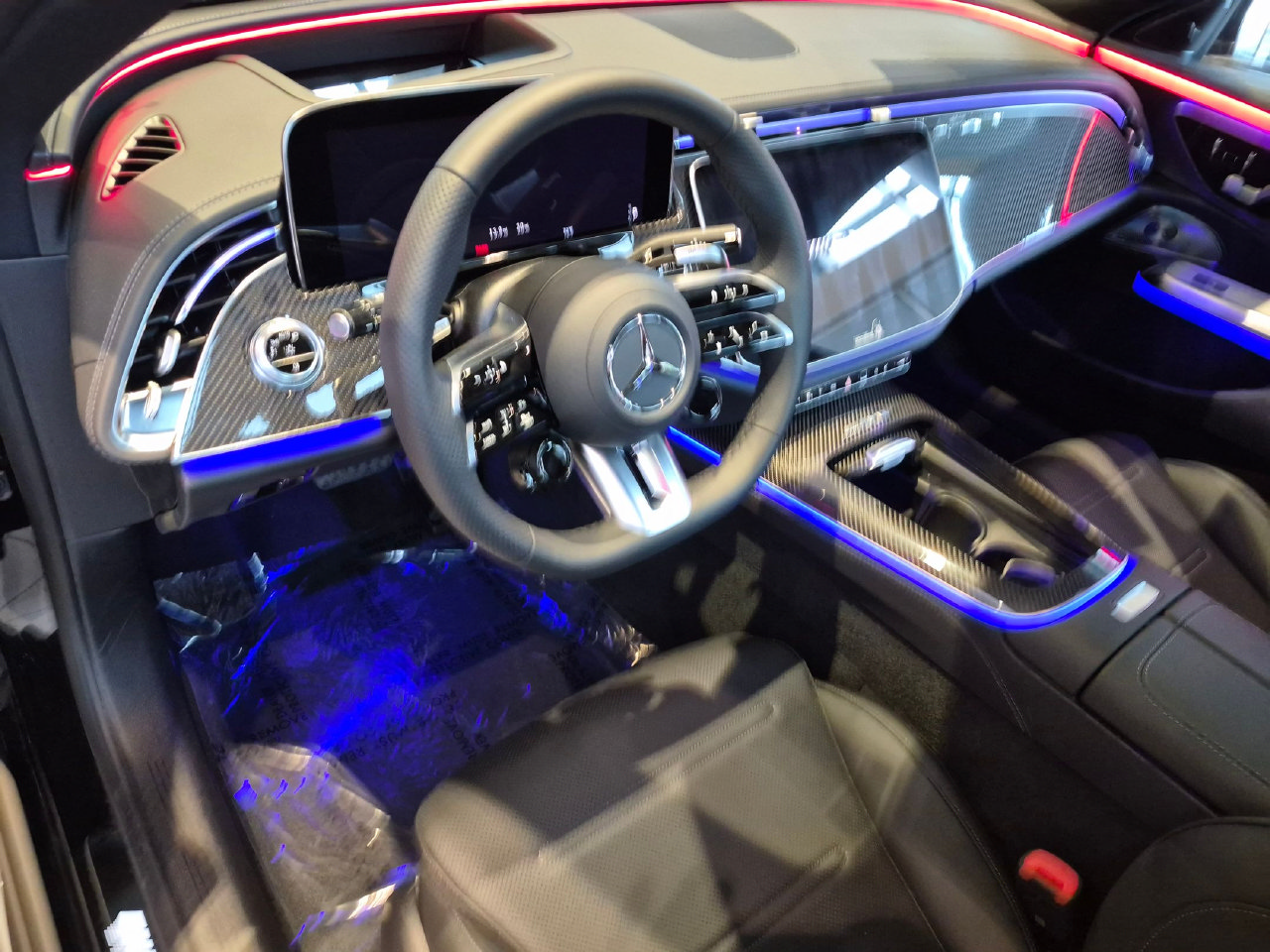 New 2026 Mercedes-Benz E 53 AMG e 4MATIC Sedan image 4