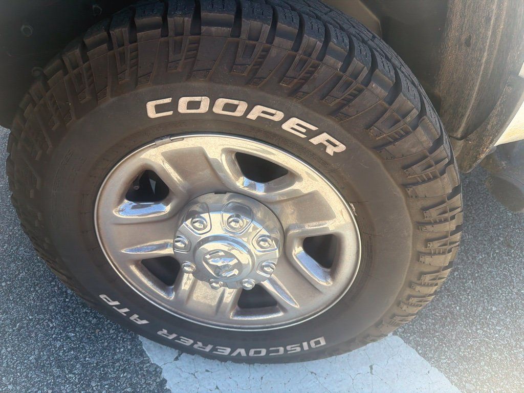 Certified 2024 RAM 2500 Tradesman w/ Chrome Appearance Group AWD/4WD image 2