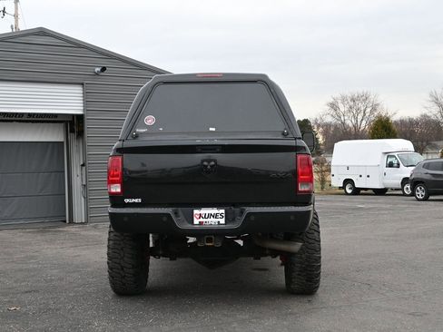 Used 2016 RAM 2500 Big Horn w/ Black Appearance Group image 9