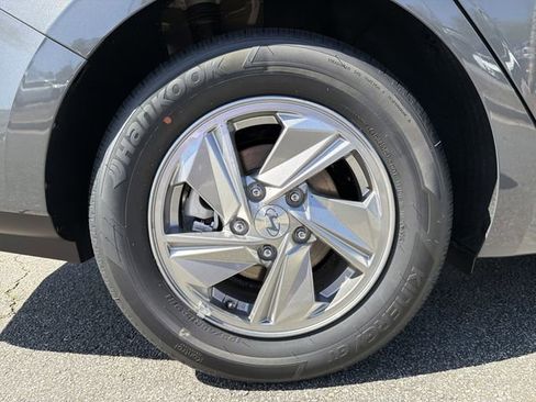 New 2026 Hyundai Elantra SE w/ Cargo Package image 17