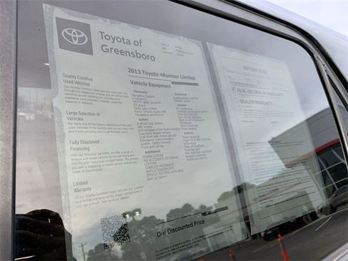 Used 2013 Toyota 4Runner Limited image 37