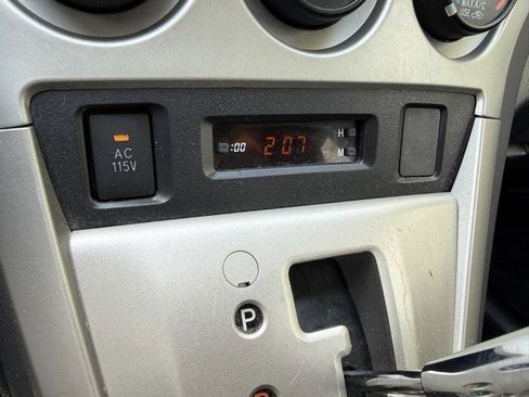 Used 2009 Toyota Matrix S FWD image 30