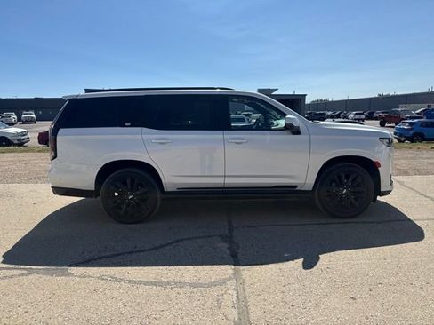 Used 2022 Cadillac Escalade Sport Platinum AWD/4WD image 14