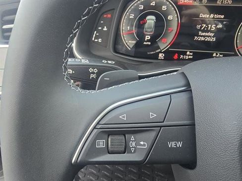 Used 2025 Audi Q8 Prestige w/ Prestige Package image 22